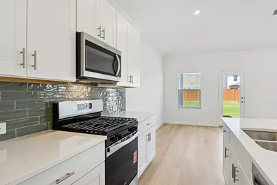 2210 Mustang Way, Seagoville, TX 75159 - Photo 3