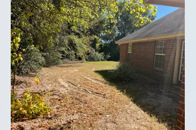 105 E Foggle Street, Athens, TX 75751 - Photo 7