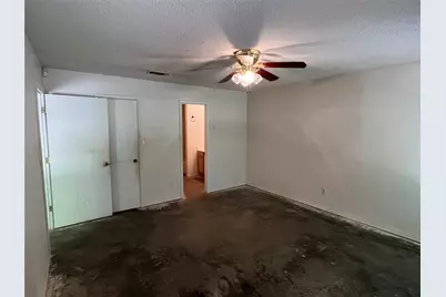 105 E Foggle Street, Athens, TX 75751 - Photo 13