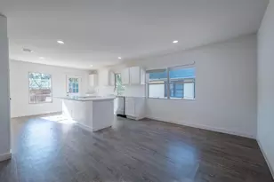 10734 Coogan Dr, Dallas, TX 75229 - Photo 3