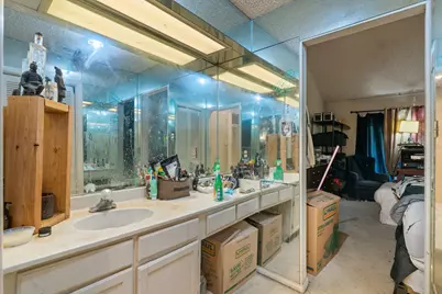 742 Oakwood Trail, Fort Worth, TX 76112 - Photo 17