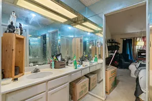 742 Oakwood Trail, Fort Worth, TX 76112 - Photo 17