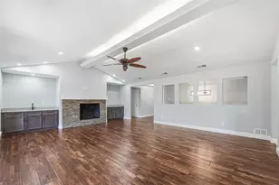 205 Yacht Club Dr, Rockwall, TX 75032 - Photo 5