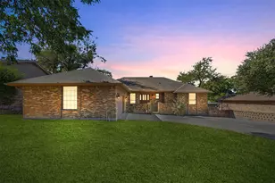 205 Yacht Club Dr, Rockwall, TX 75032 - Photo 1