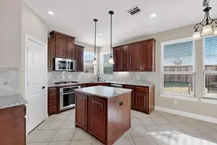 10121 Emily Pass, McKinney, TX 75072 - Photo 9