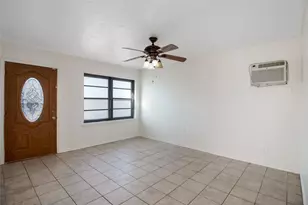 220 Satinwood Dr, Dallas, TX 75217 - Photo 3