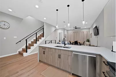 2813 Weisenberger Street #102, Fort Worth, TX 76107 - Photo 9