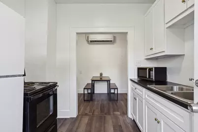 112 W 8th Street, Dallas, TX 75208 - Photo 15