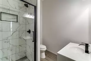 917 S Carroll Ave, Dallas, TX 75223 - Photo 19