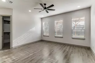 917 S Carroll Ave, Dallas, TX 75223 - Photo 11