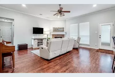 617 Bretts Way, Burleson, TX 76028 - Photo 5