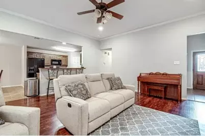 617 Bretts Way, Burleson, TX 76028 - Photo 11