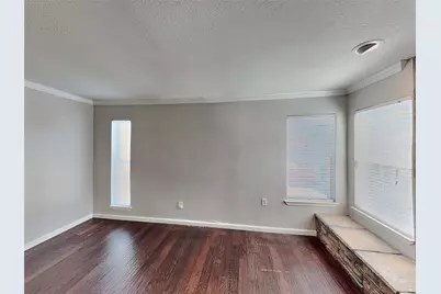 2201 Park Hill Drive, Fort Worth, TX 76110 - Photo 3