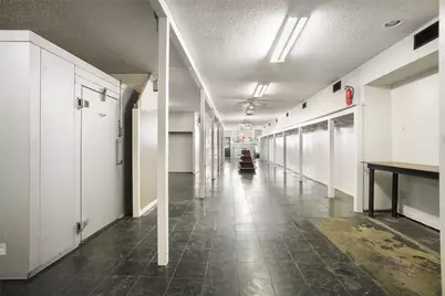 914 Halsell, Bridgeport, TX 76426 - Photo 5