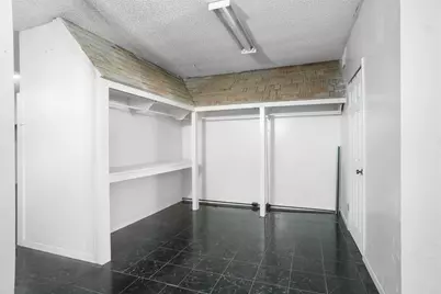 914 Halsell, Bridgeport, TX 76426 - Photo 9