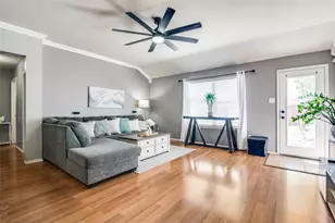 2625 Mockingbird St, Royse City, TX 75189 - Photo 9