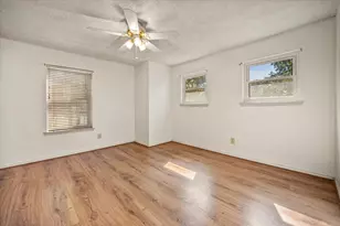 5116 Hidden Oaks Ln, Arlington, TX 76017 - Photo 25