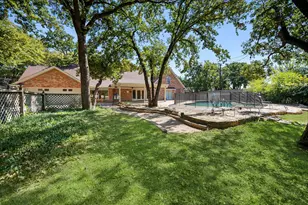 5116 Hidden Oaks Ln, Arlington, TX 76017 - Photo 31