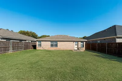 1048 Port Sullivan Drive, Little Elm, TX 75068 - Photo 19