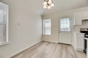 1048 Port Sullivan Dr, Little Elm, TX 75068 - Photo 5