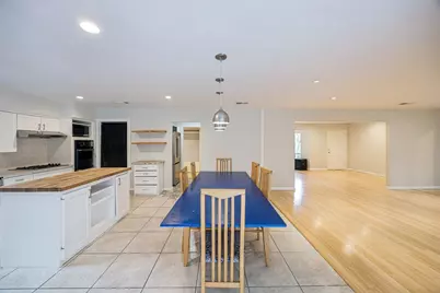 809 Valley Oaks Lane, Arlington, TX 76012 - Photo 9