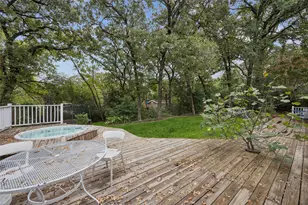 809 Valley Oaks Ln, Arlington, TX 76012 - Photo 25