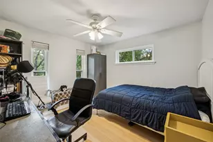 809 Valley Oaks Ln, Arlington, TX 76012 - Photo 19