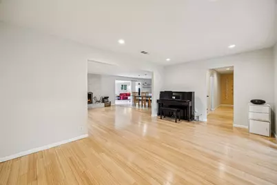 809 Valley Oaks Lane, Arlington, TX 76012 - Photo 5