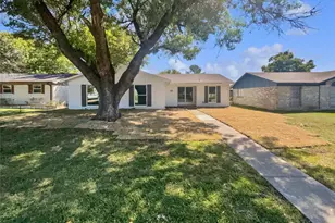 922 Laguna Dr, Garland, TX 75043 - Photo 3