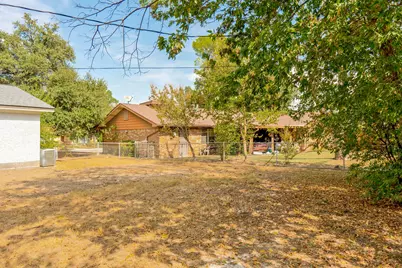 5700 Starling Circle, Haltom City, TX 76117 - Photo 27