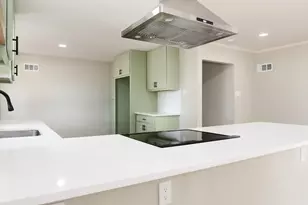 5700 Starling Cir, Haltom City, TX 76117 - Photo 11