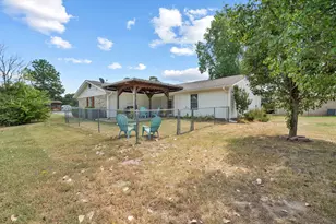 104 Pontiac Dr, Lake Kiowa, TX 76240 - Photo 27
