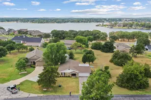 104 Pontiac Dr, Lake Kiowa, TX 76240 - Photo 1