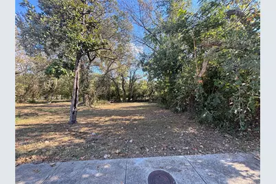 2850 Frost Avenue, Dallas, TX 75215 - Photo 1