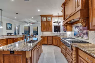 10061 Bluffview Ct, Whitney, TX 76692 - Photo 17