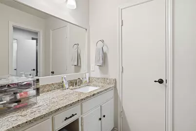 628 Huntwich Drive, Bedford, TX 76021 - Photo 17