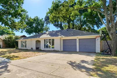 628 Huntwich Drive, Bedford, TX 76021 - Photo 3