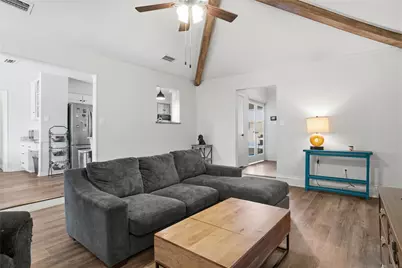 628 Huntwich Drive, Bedford, TX 76021 - Photo 5