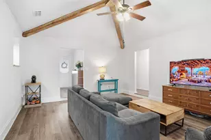 628 Huntwich Dr, Bedford, TX 76021 - Photo 7