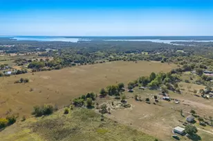 9119 Whiskers Rd, Quinlan, TX 75474 - Photo 11