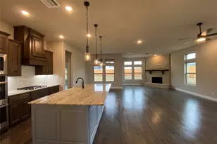 110 Kenilworth Ln, Greenville, TX 75401 - Photo 9