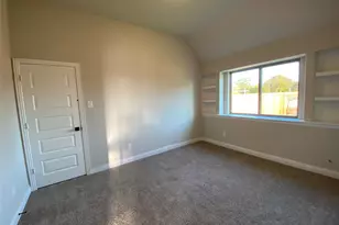 110 Kenilworth Ln, Greenville, TX 75401 - Photo 5