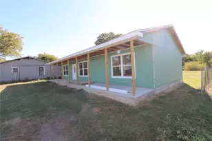 710 E Burleson Ave, Mart, TX 76664 - Photo 3