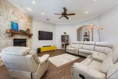 602 Christa Street, Ovilla, TX 75154 - Photo 5