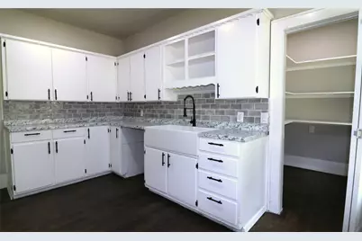 929 Vitalious Street, Ranger, TX 76470 - Photo 9