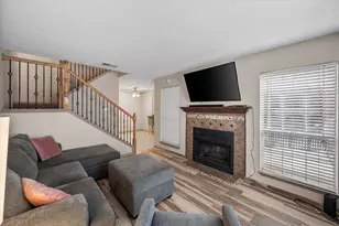 1420 Meadowood Village Dr, Fort Worth, TX 76120 - Photo 15