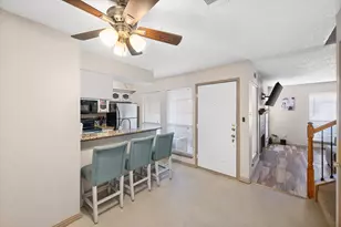 1420 Meadowood Village Dr, Fort Worth, TX 76120 - Photo 11