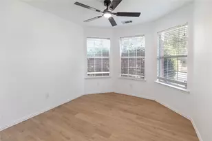 1121 Maplewood Ln, Crowley, TX 76036 - Photo 15