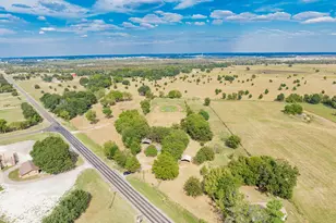 113 S Spikes Rd, Corsicana, TX 75110 - Photo 15