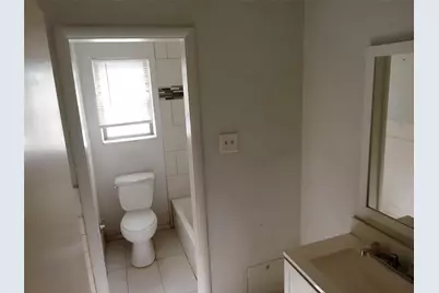 202 Brookhaven Terrace, Commerce, TX 75428 - Photo 9